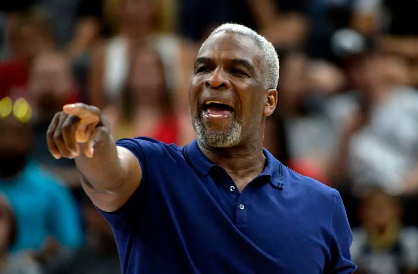 前紐約尼克巨星Charles Oakley