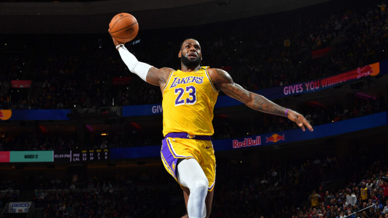 詹皇LaBron James續留湖人